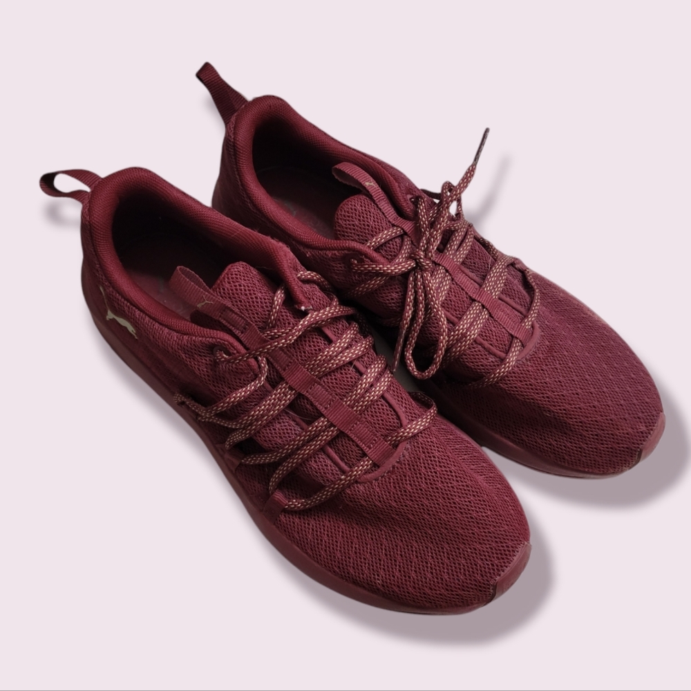 Puma Sneakers